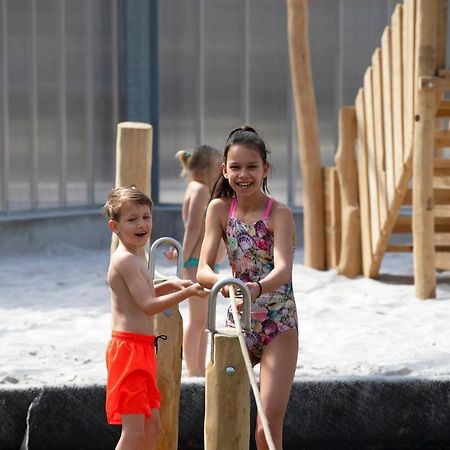 Camping Blauwe Meer Nv Hotel Lommel Eksteriør billede