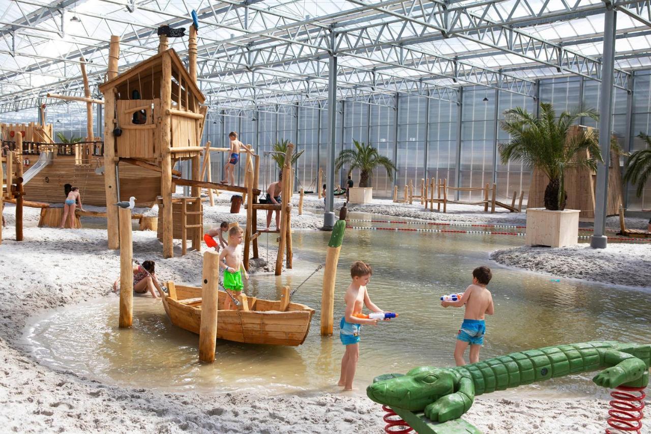 Camping Blauwe Meer Nv Hotel Lommel Eksteriør billede