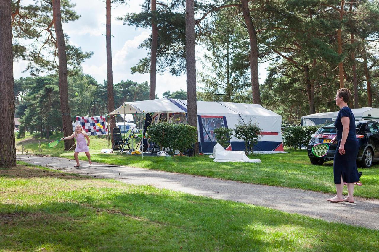 Camping Blauwe Meer Nv Hotel Lommel Eksteriør billede