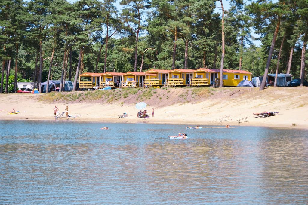 Camping Blauwe Meer Nv Hotel Lommel Eksteriør billede