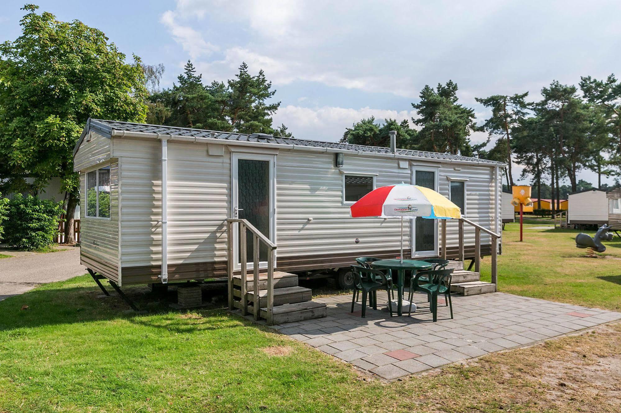 Camping Blauwe Meer Nv Hotel Lommel Eksteriør billede