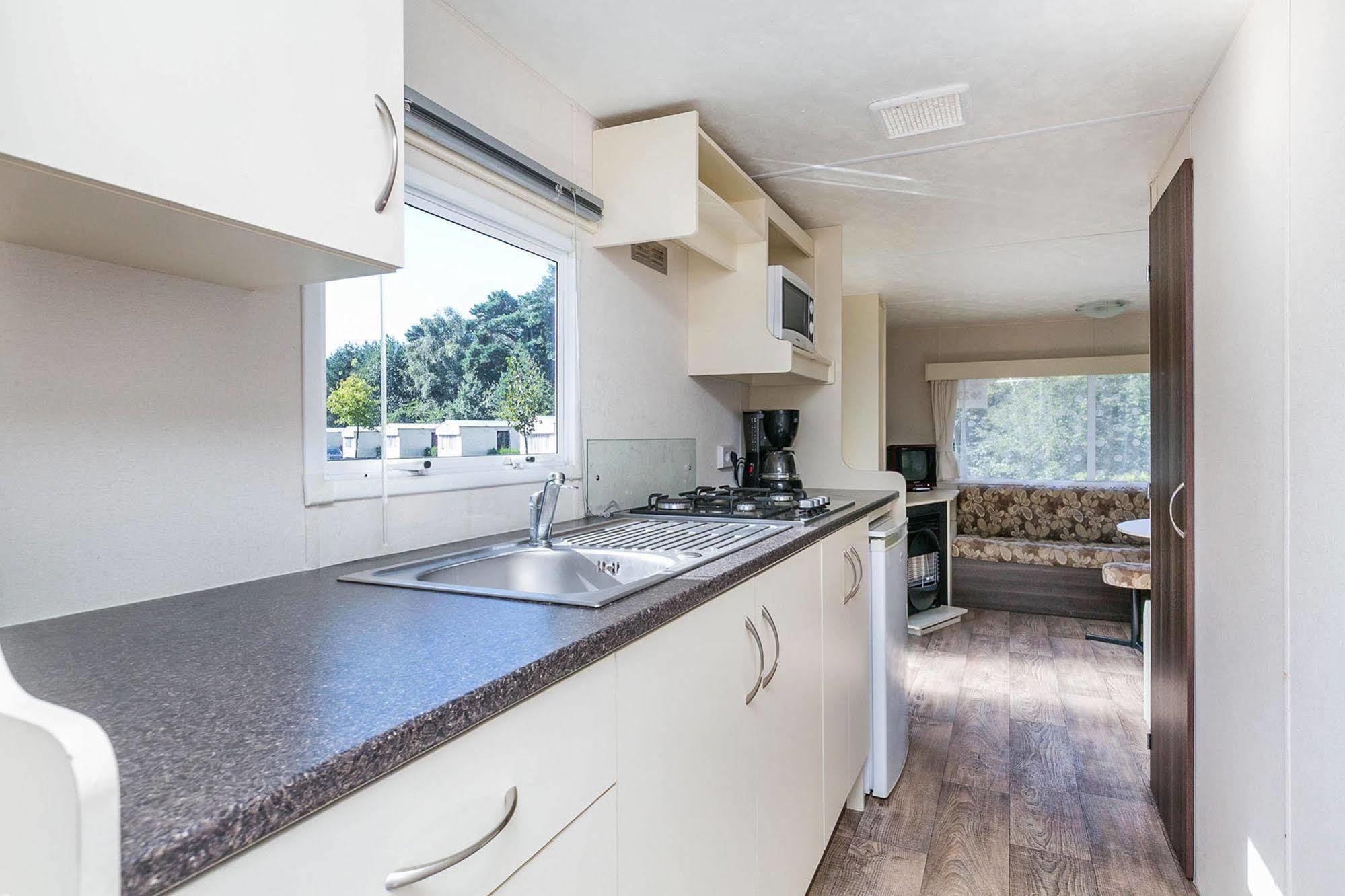Camping Blauwe Meer Nv Hotel Lommel Eksteriør billede
